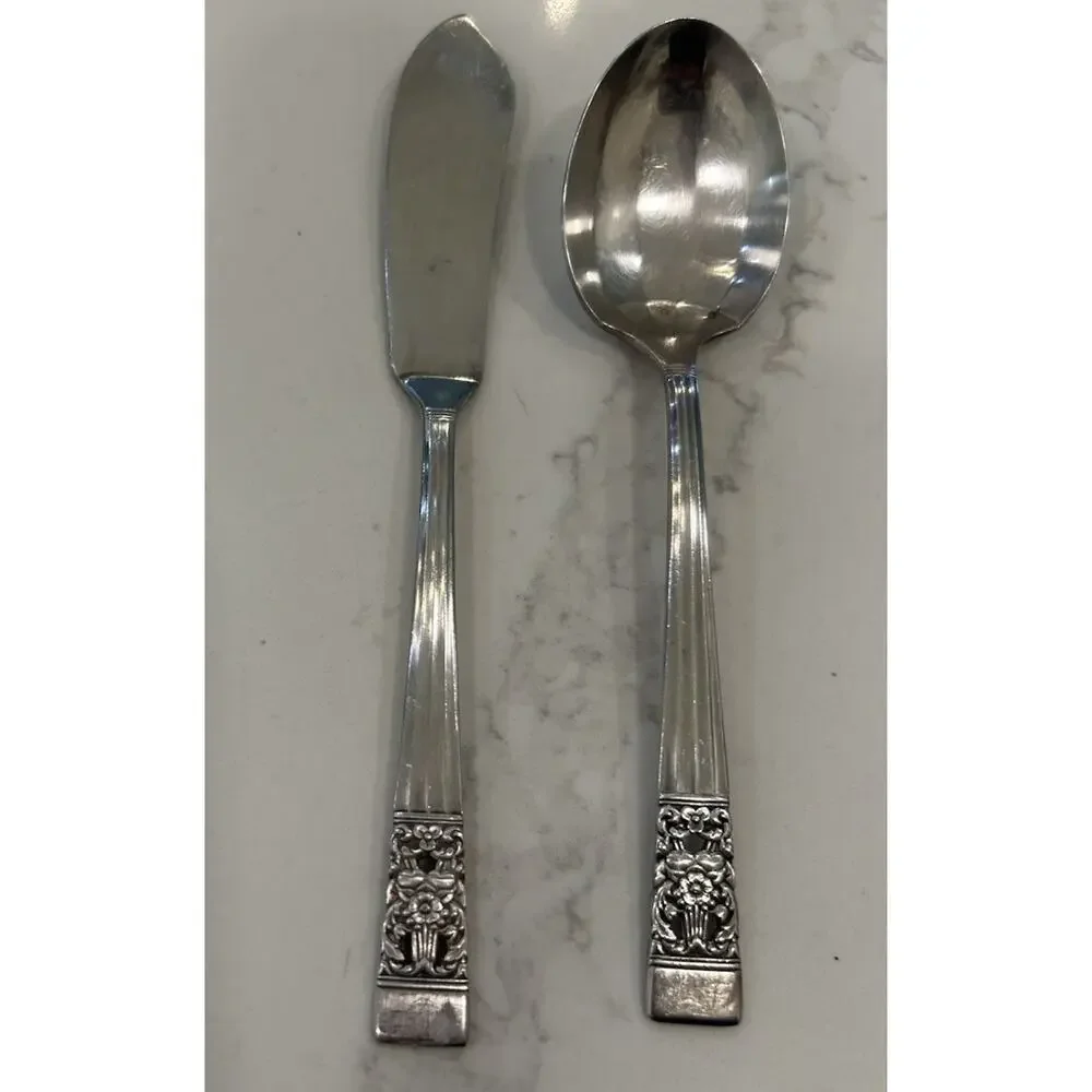 Vtg Set Oneida Community CORONATION 1936 Silver Plate Sugar Spoon & Butter Knife